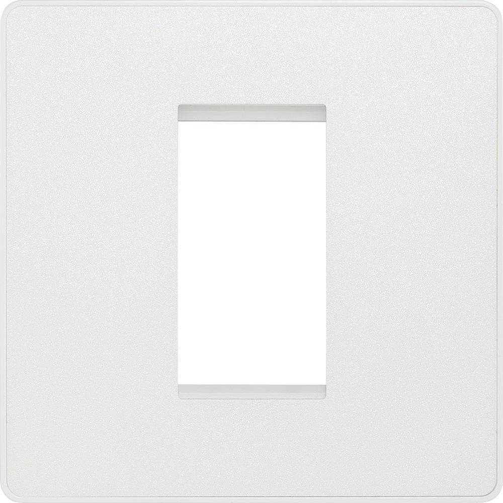 Evolve Polycarbonate Pearlescent White 1G Euro Plate PCDCLEMS1W - The Switch Depot