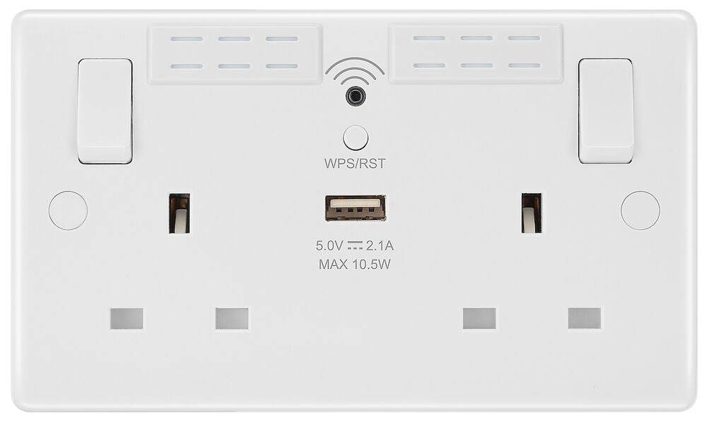 BG Moulded White PVC Wi-Fi Extender USB Socket 822UWR - The Switch Depot