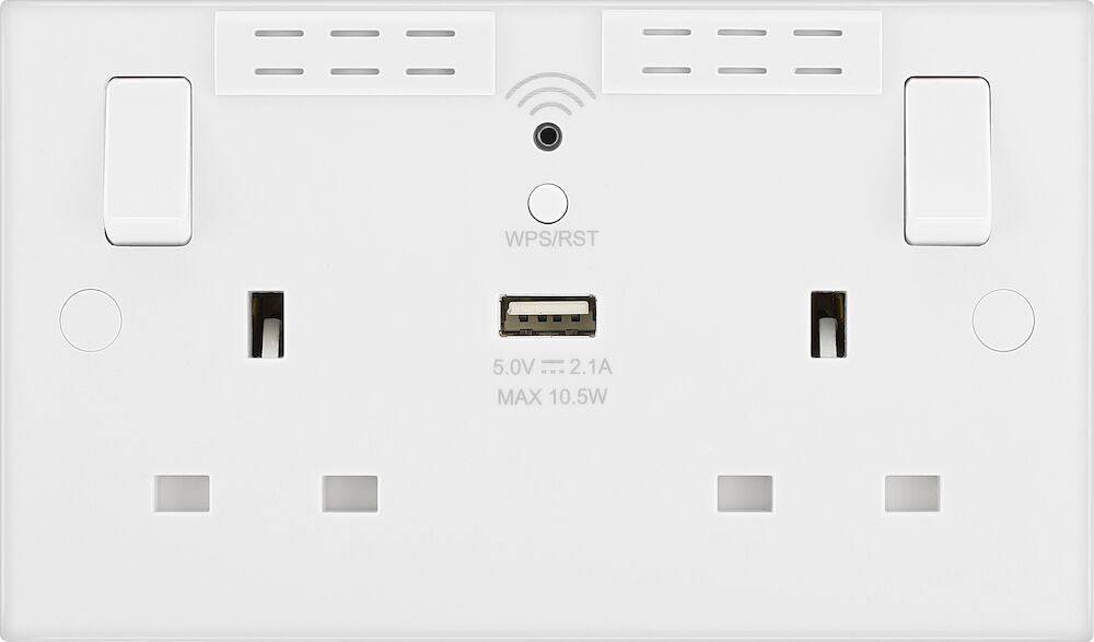 BG Moulded White PVC Wi-Fi Extender USB Socket 922UWR | The Switch Depot